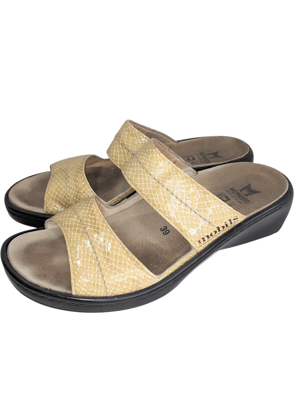 Mephisto Yellow Slip-On Two-Strap Snakeskin Looking Sandals Maize 8.5 - 9 Flaw